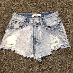 Super cute jean shorts!!